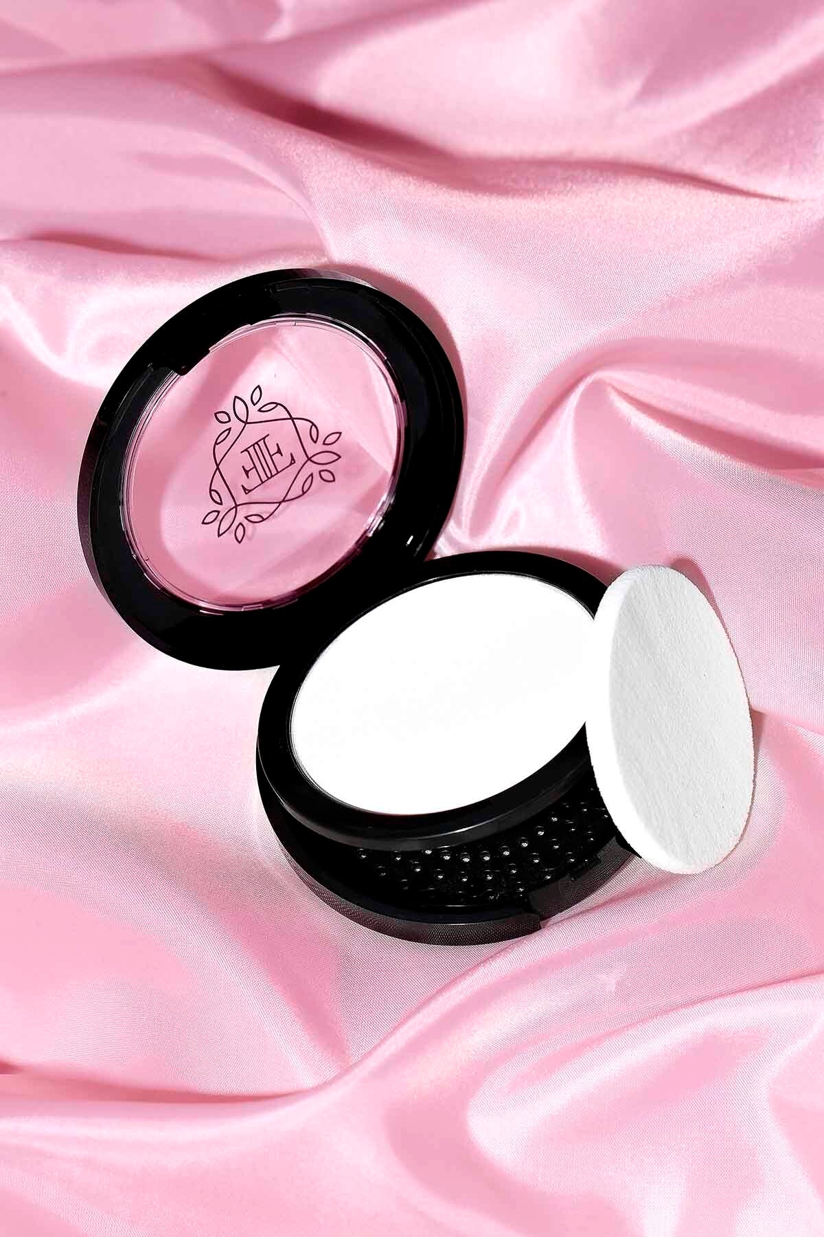 Hi-Def Invisible Blotting Powder | Flawless