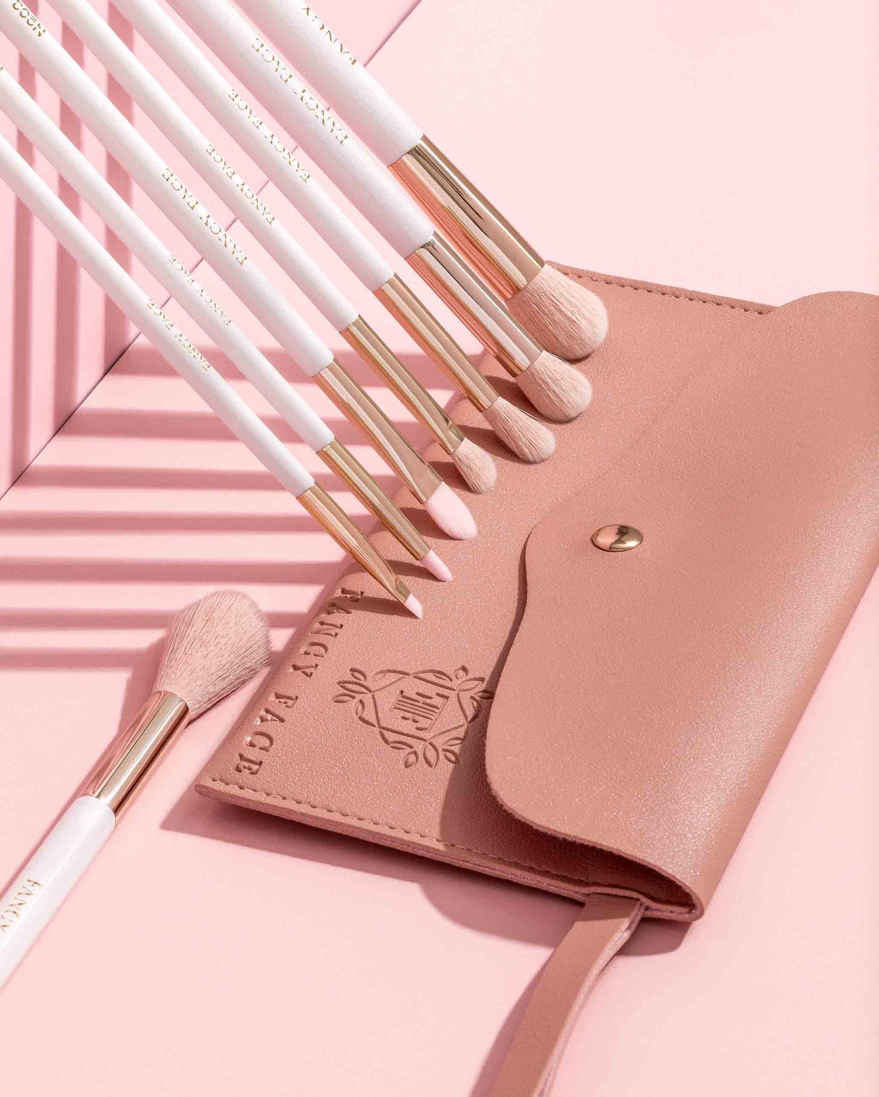 The Refined Essentials | 8 Piece Makeup Brush Set with Pouch